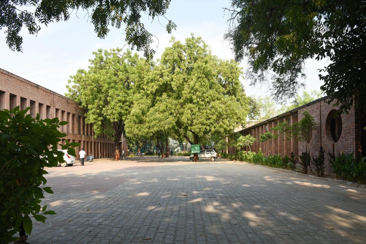 IIM Ahmedadbad New Faculty Office Building – Devang Shah Architect